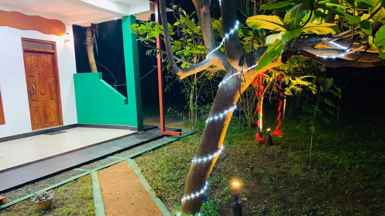 Sigiri Starwing Villa Σιγκιρίγια Εξωτερικό φωτογραφία