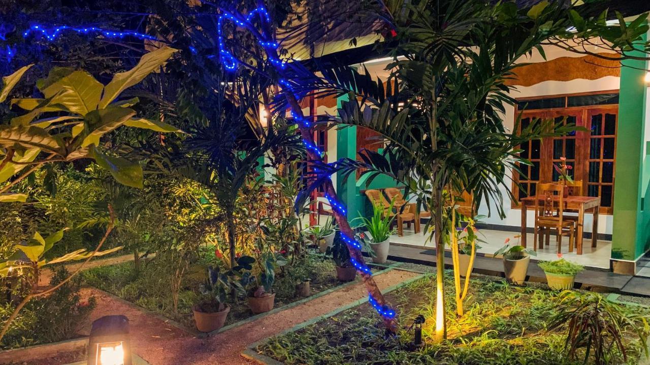 Sigiri Starwing Villa Σιγκιρίγια Εξωτερικό φωτογραφία